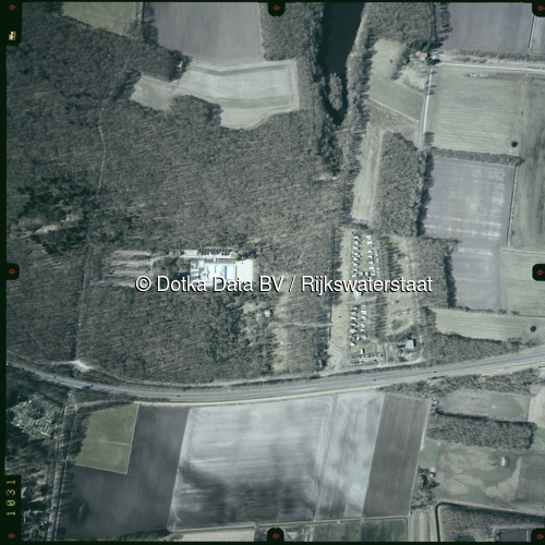 Luchtfoto Gieten (2003) uit de collectie Rijkswaterstaat Centrale Informatievoorziening