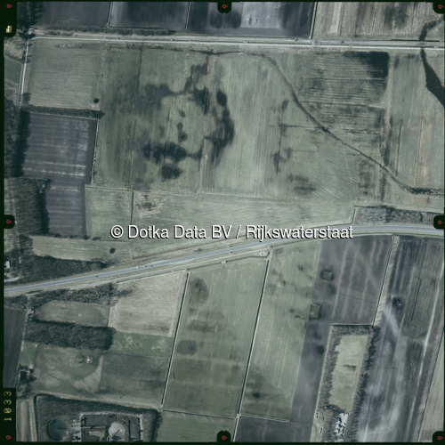 Luchtfoto Gieten (2003) uit de collectie Rijkswaterstaat Centrale Informatievoorziening