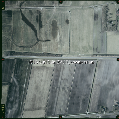 Luchtfoto Gieten (2003) uit de collectie Rijkswaterstaat Centrale Informatievoorziening