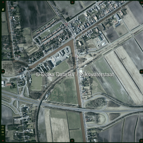 Luchtfoto Wildervank (2003) uit de collectie Rijkswaterstaat Centrale Informatievoorziening