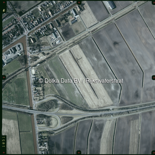 Luchtfoto Wildervank (2003) uit de collectie Rijkswaterstaat Centrale Informatievoorziening