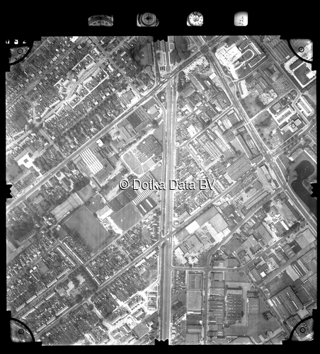 Luchtfoto Veenendaal (1981) uit de collectie Stichting Bodemsanering NS (SBNS)