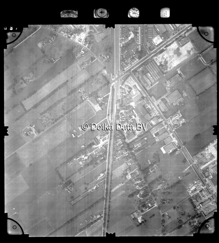Luchtfoto Veenendaal (1981) uit de collectie Stichting Bodemsanering NS (SBNS)