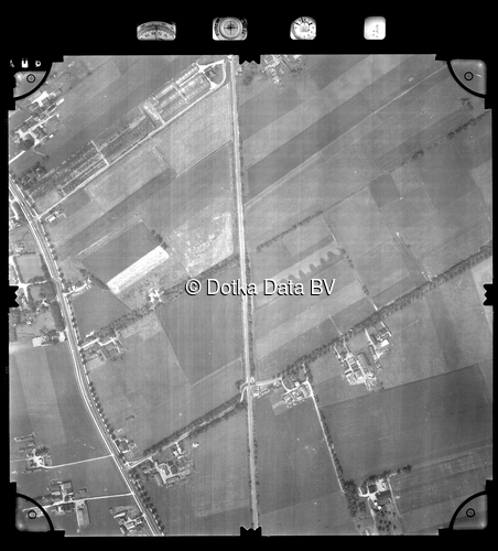 Luchtfoto Rhenen (1981) uit de collectie Stichting Bodemsanering NS (SBNS)