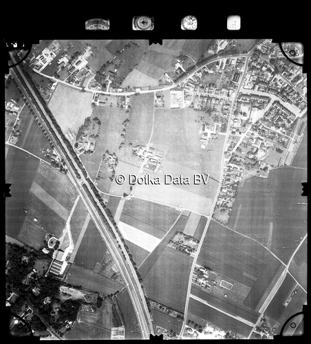 Luchtfoto Rhenen (1981) uit de collectie Stichting Bodemsanering NS (SBNS)