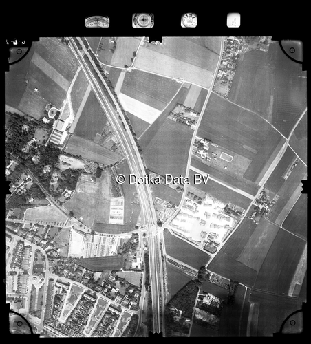 Luchtfoto Rhenen (1981) uit de collectie Stichting Bodemsanering NS (SBNS)