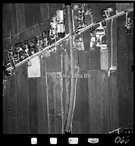 Luchtfoto 's-Gravenhage uit de collectie Stichting Bodemsanering NS (SBNS)