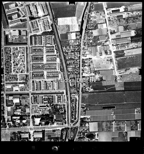 Luchtfoto Pijnacker (1973) uit de collectie Stichting Bodemsanering NS (SBNS)