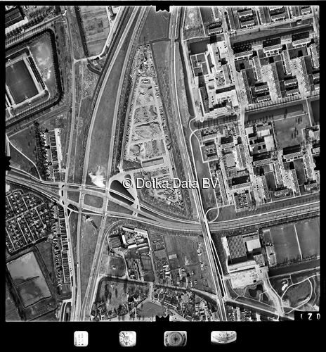 Luchtfoto Rotterdam (1977) uit de collectie Stichting Bodemsanering NS (SBNS)