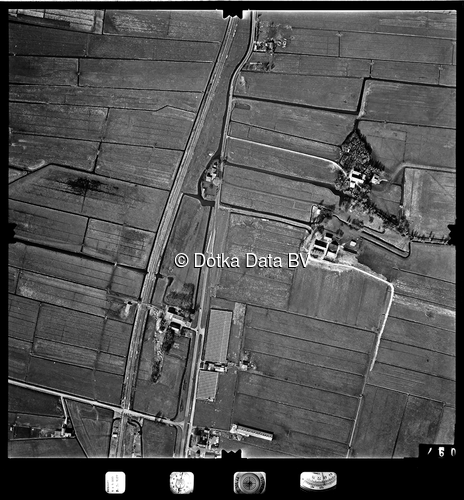 Luchtfoto Pijnacker (1977) uit de collectie Stichting Bodemsanering NS (SBNS)