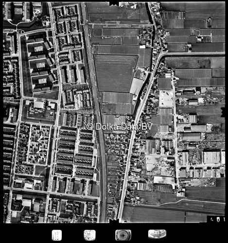 Luchtfoto Pijnacker (1977) uit de collectie Stichting Bodemsanering NS (SBNS)