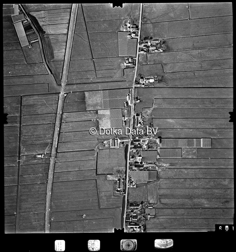 Luchtfoto Pijnacker (1977) uit de collectie Stichting Bodemsanering NS (SBNS)