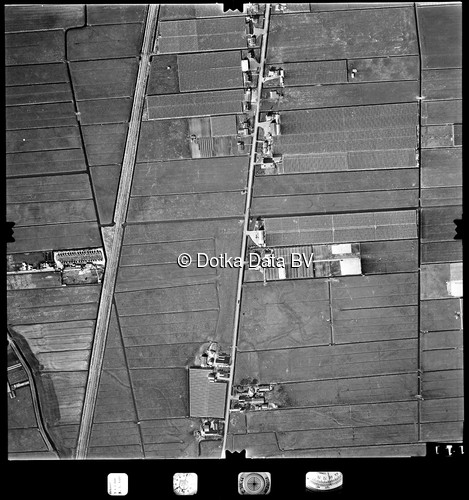 Luchtfoto Nootdorp (1977) uit de collectie Stichting Bodemsanering NS (SBNS)