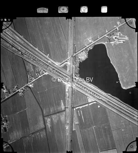 Luchtfoto 's-Gravenhage uit de collectie Stichting Bodemsanering NS (SBNS)
