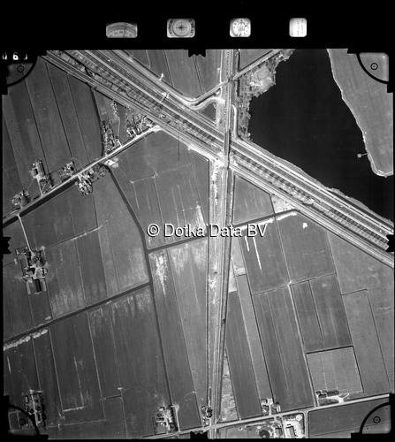 Luchtfoto Nootdorp uit de collectie Stichting Bodemsanering NS (SBNS)