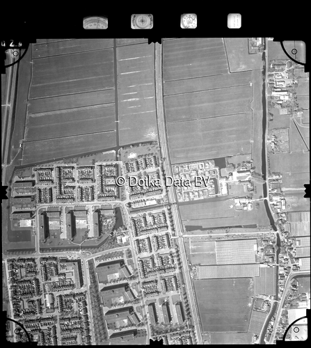 Luchtfoto Pijnacker uit de collectie Stichting Bodemsanering NS (SBNS)