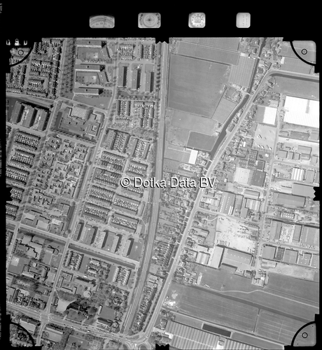 Luchtfoto Pijnacker uit de collectie Stichting Bodemsanering NS (SBNS)