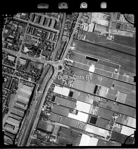 Luchtfoto Pijnacker uit de collectie Stichting Bodemsanering NS (SBNS)