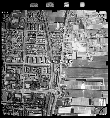 Luchtfoto Pijnacker uit de collectie Stichting Bodemsanering NS (SBNS)