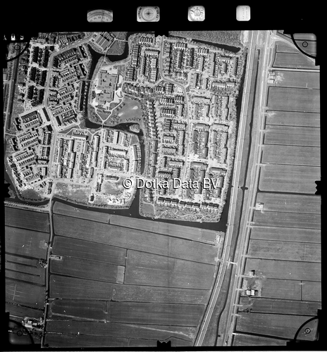 Luchtfoto Pijnacker uit de collectie Stichting Bodemsanering NS (SBNS)