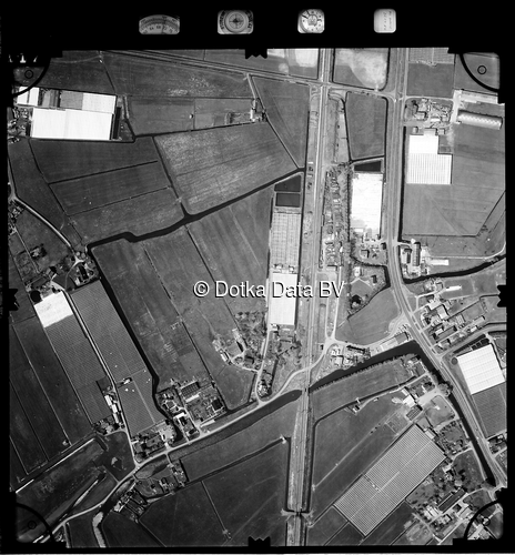 Luchtfoto Pijnacker uit de collectie Stichting Bodemsanering NS (SBNS)