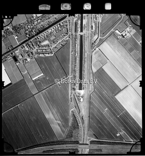 Luchtfoto Berkel en Rodenrijs uit de collectie Stichting Bodemsanering NS (SBNS)