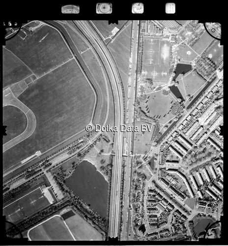 Luchtfoto Rotterdam uit de collectie Stichting Bodemsanering NS (SBNS)