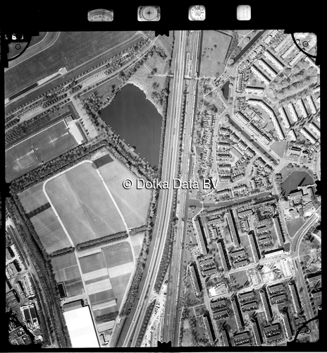 Luchtfoto Rotterdam uit de collectie Stichting Bodemsanering NS (SBNS)