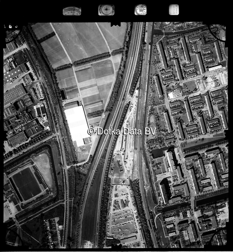 Luchtfoto Rotterdam uit de collectie Stichting Bodemsanering NS (SBNS)