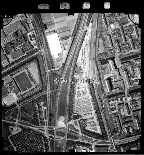 Luchtfoto Rotterdam uit de collectie Stichting Bodemsanering NS (SBNS)